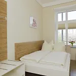 Park Boardinghouse - #25-30 - Freundliche Apartments, Wahlweise Mit Fruehstueck, Im Zentrum